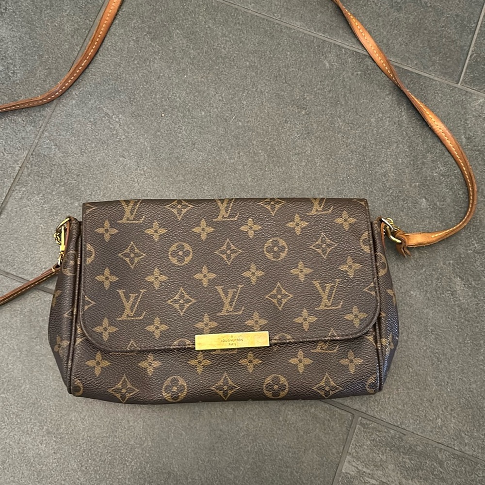 Louis Vuitton favorite MM